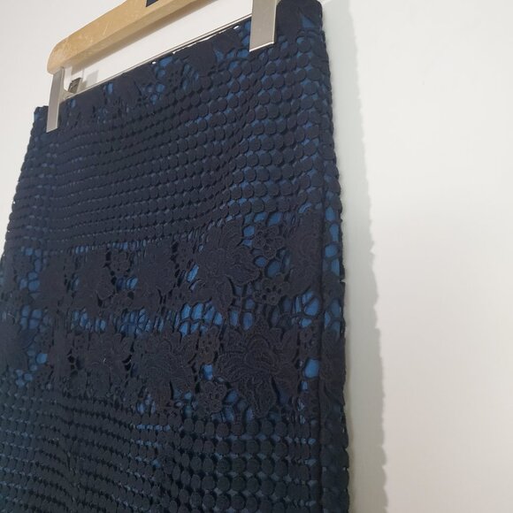 Ann Taylor Loft Skirt 0 Black Blue Floral Crochet Feminine Classic Timeless - Picture 5 of 12
